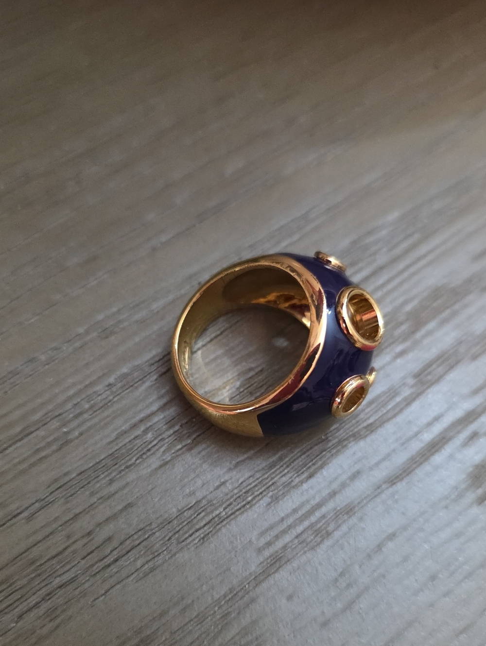 Coach Size 8 Navy Enamel And Gold Toned Harware RING - Picture 4 of 4